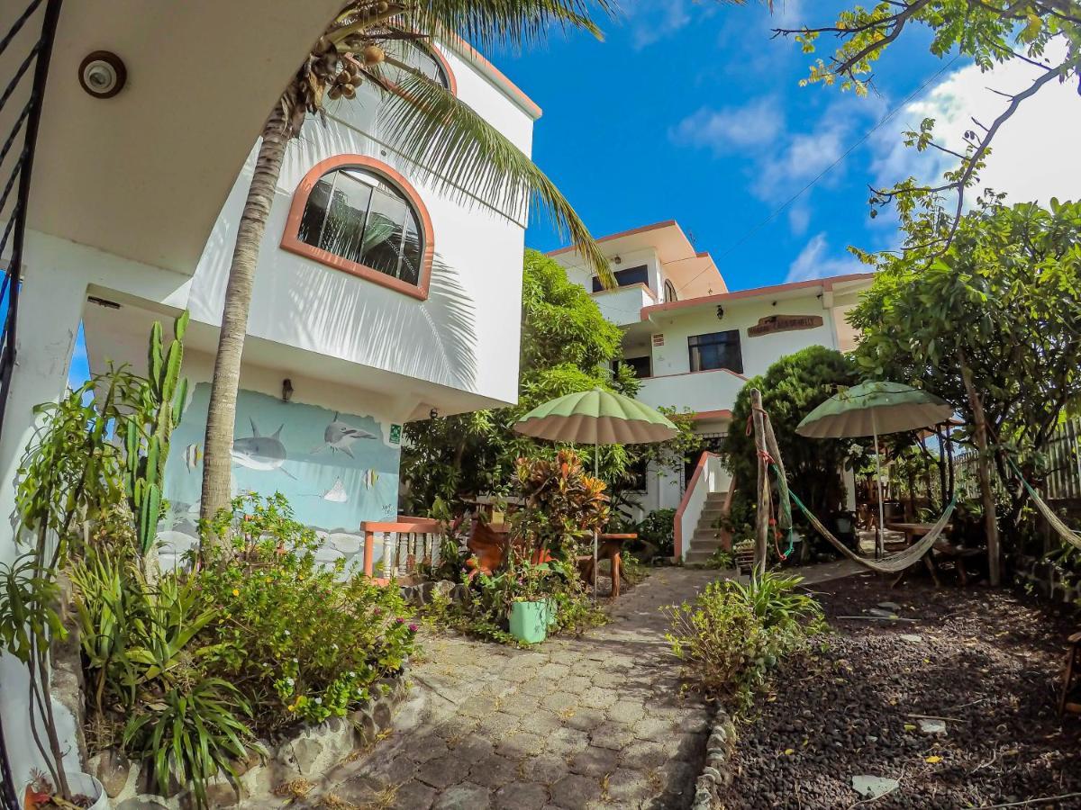 Casa De Nelly Hotel Puerto Baquerizo Moreno Kültér fotó