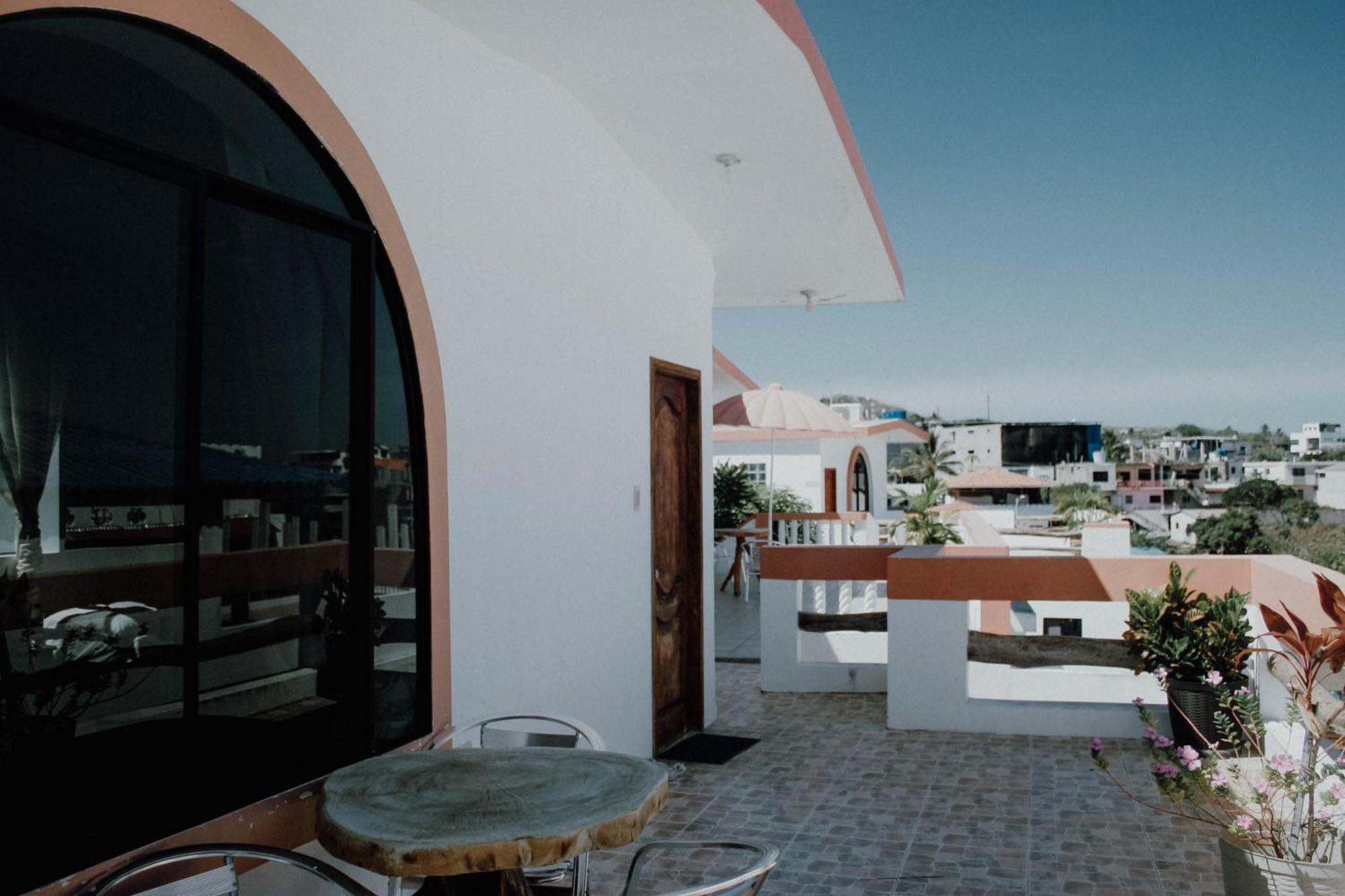 Casa De Nelly Hotel Puerto Baquerizo Moreno Kültér fotó