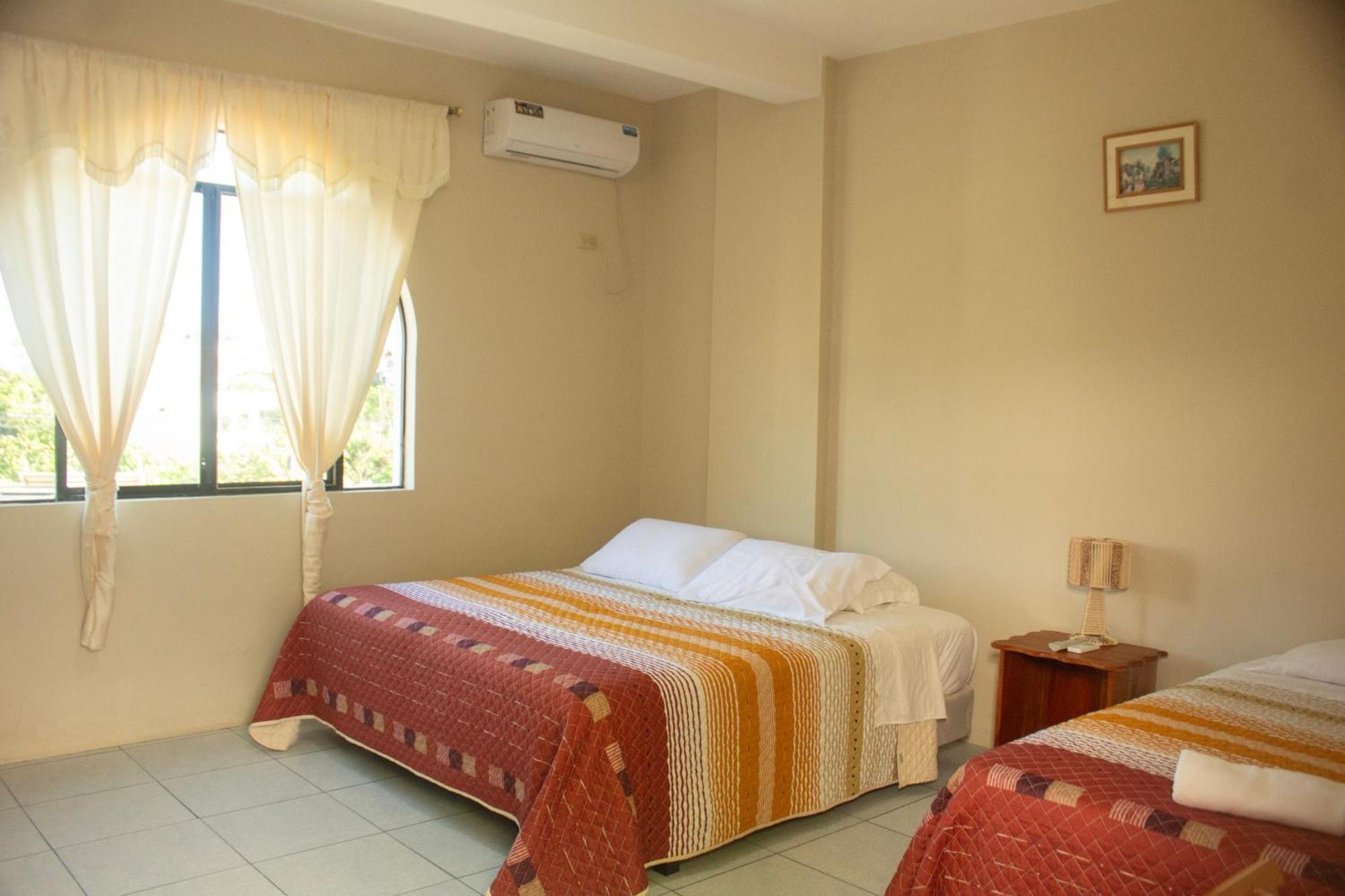 Casa De Nelly Hotel Puerto Baquerizo Moreno Kültér fotó